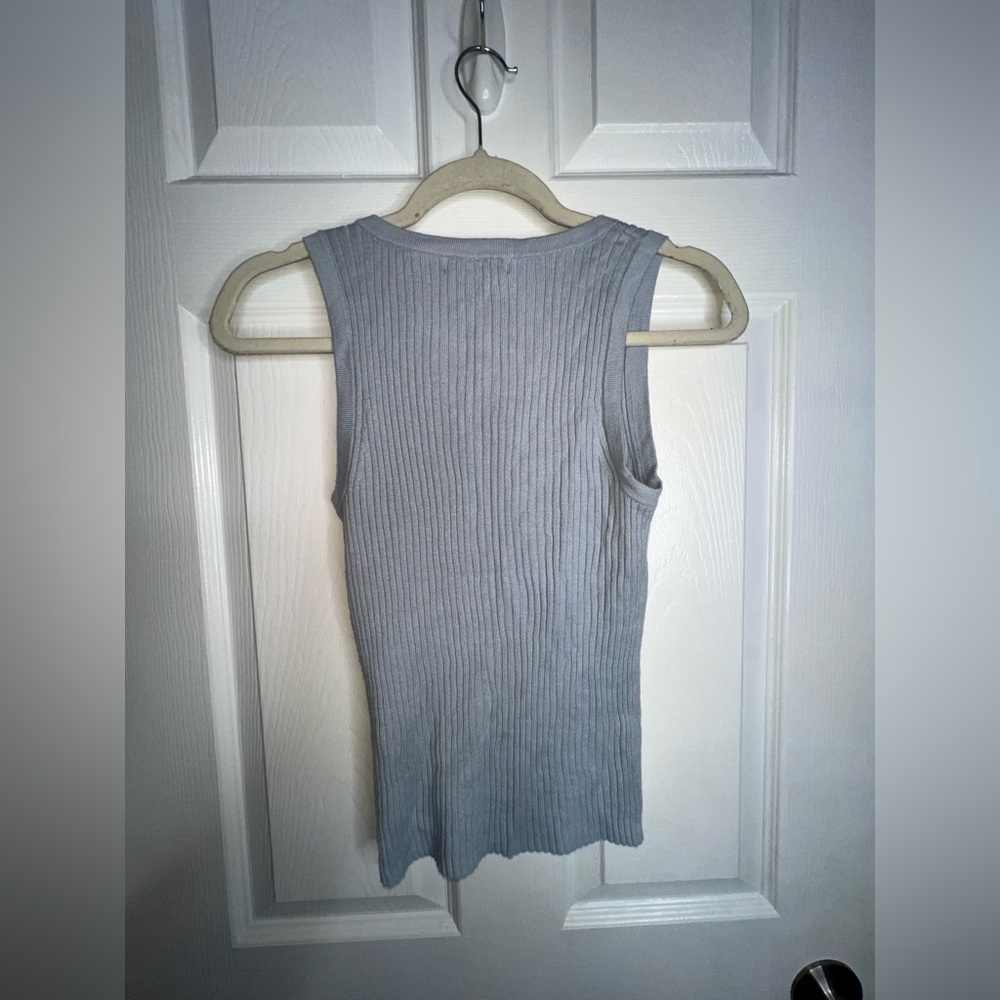Banana Republic Women’s X Small Light Blue Cotton Knit Ribbed Henley Tank Top XS - Picture 13 of 13